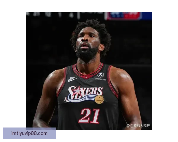 阿德巴约打趣恩比德：我根本没碰你兄弟别碰瓷了